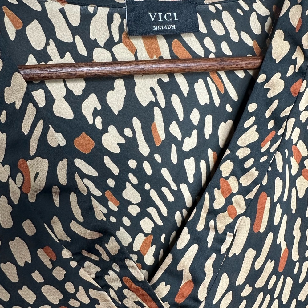 VICI V-Neck Blouse - Picture 2 of 4